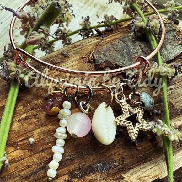 Elegant Charm Bracelet with Gold Accents - Picture 1 of 1